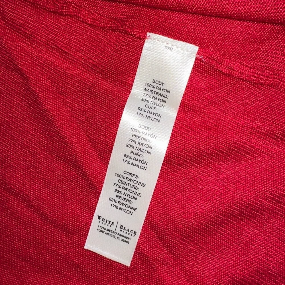 White House Black Market Women’s Cardigan Size M Red Long Sleeve Gold